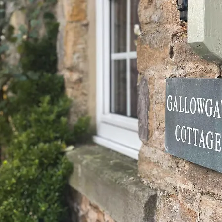 Kist Accommodates - Gallowgate - Dog Friendly & Optional Hot Tub Holiday home *