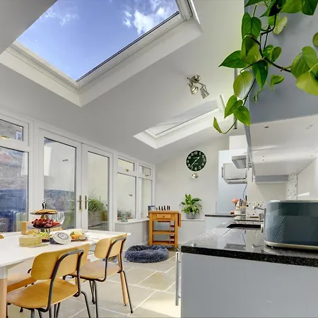 Kist Accommodates - Gallowgate - Dog Friendly & Optional Hot Tub Holiday home