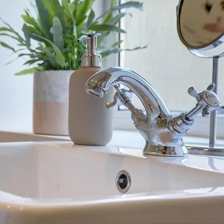 Kist Accommodates - Gallowgate - Dog Friendly & Optional Hot Tub Holiday home